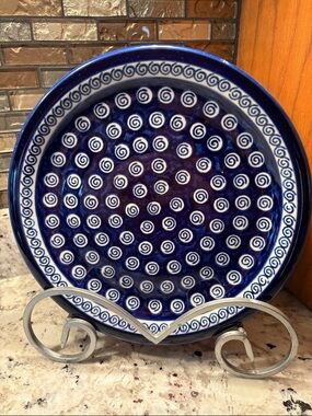 Deep Blue Spiral Ceramic Dinner Plate - Classic Stoneware
